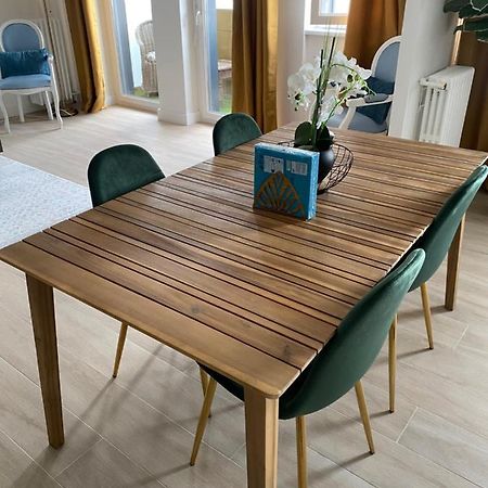 Grand Appartement Courbevoie Paris المظهر الخارجي الصورة