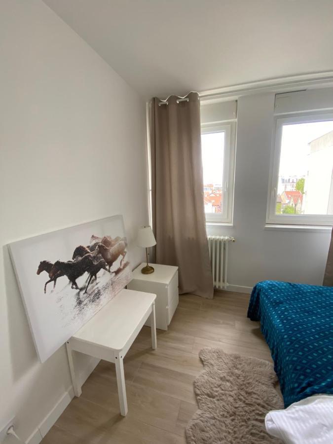 Grand Appartement Courbevoie Paris المظهر الخارجي الصورة