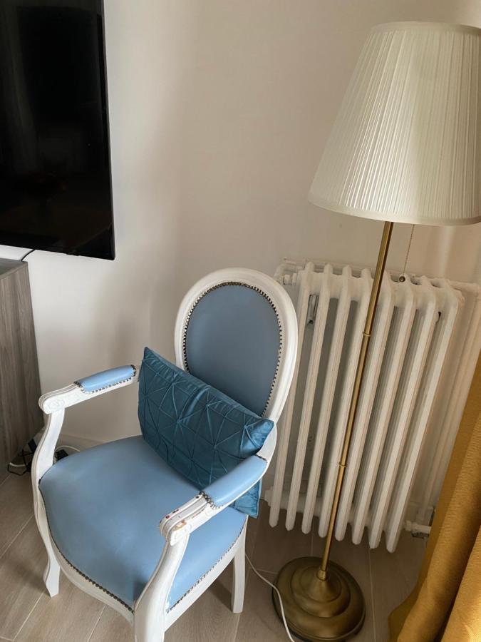 Grand Appartement Courbevoie Paris المظهر الخارجي الصورة