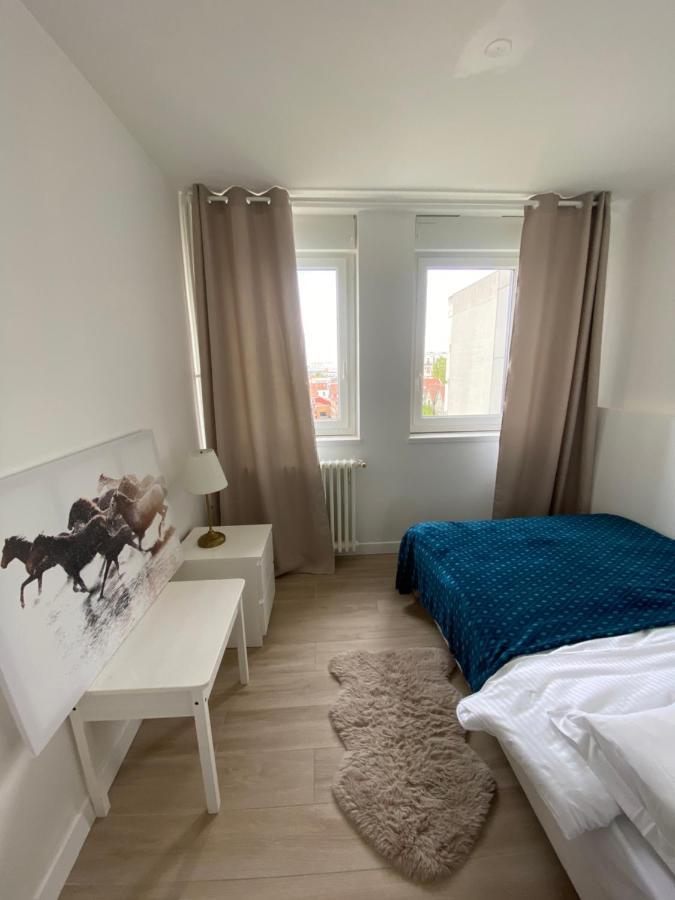 Grand Appartement Courbevoie Paris المظهر الخارجي الصورة