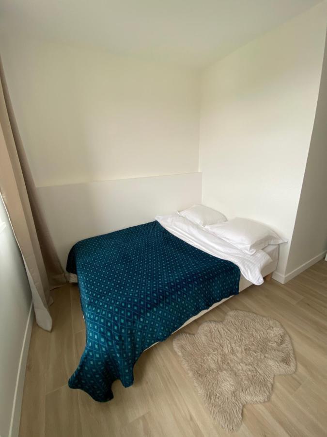 Grand Appartement Courbevoie Paris المظهر الخارجي الصورة